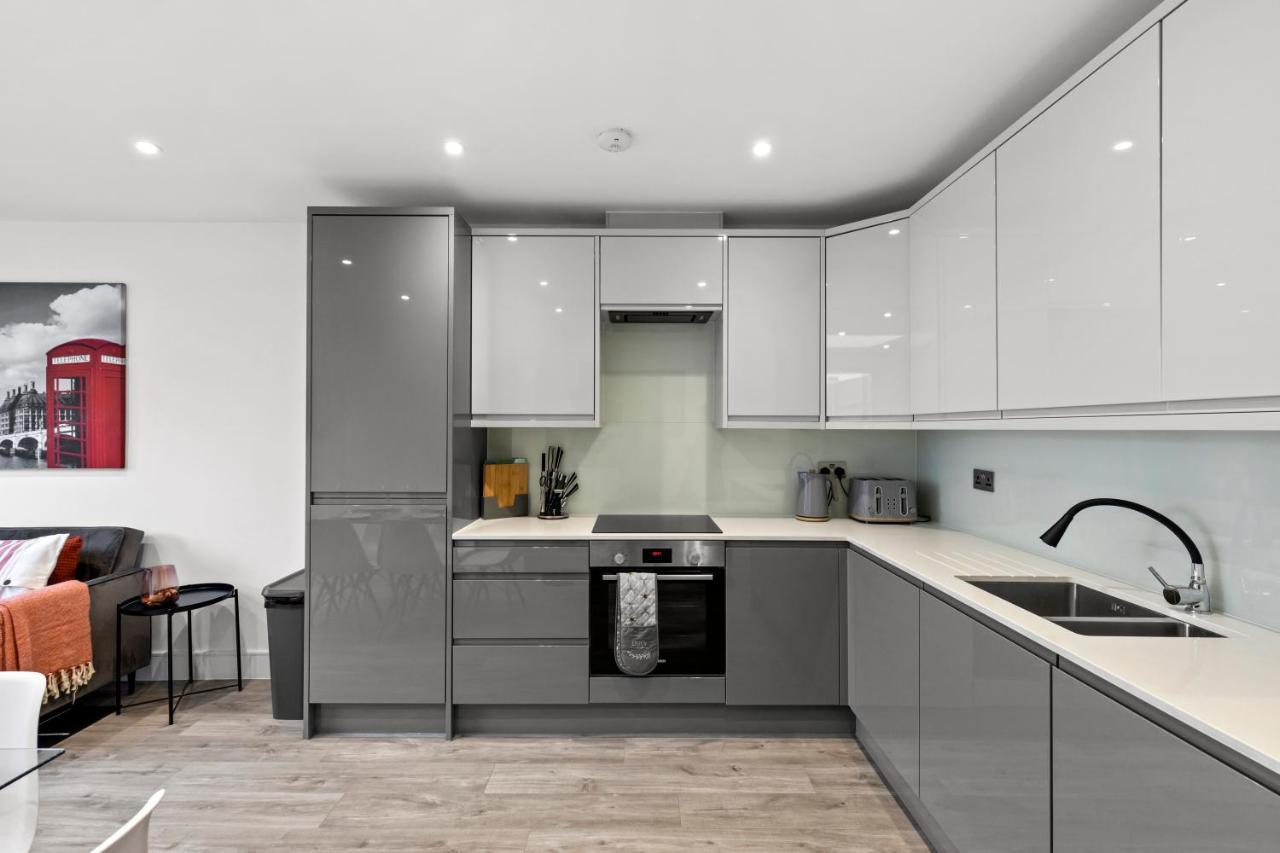 Star London Vivian Avenue 2-Bed Retreat With Garden Lejlighed The Hyde Eksteriør billede